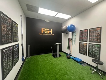 Athletic recovery and performance training at Full Swing Healthcare Jacksonville FL