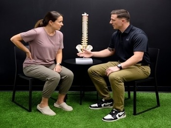 Auto injury consultation at Full Swing Healthcare in Jacksonville