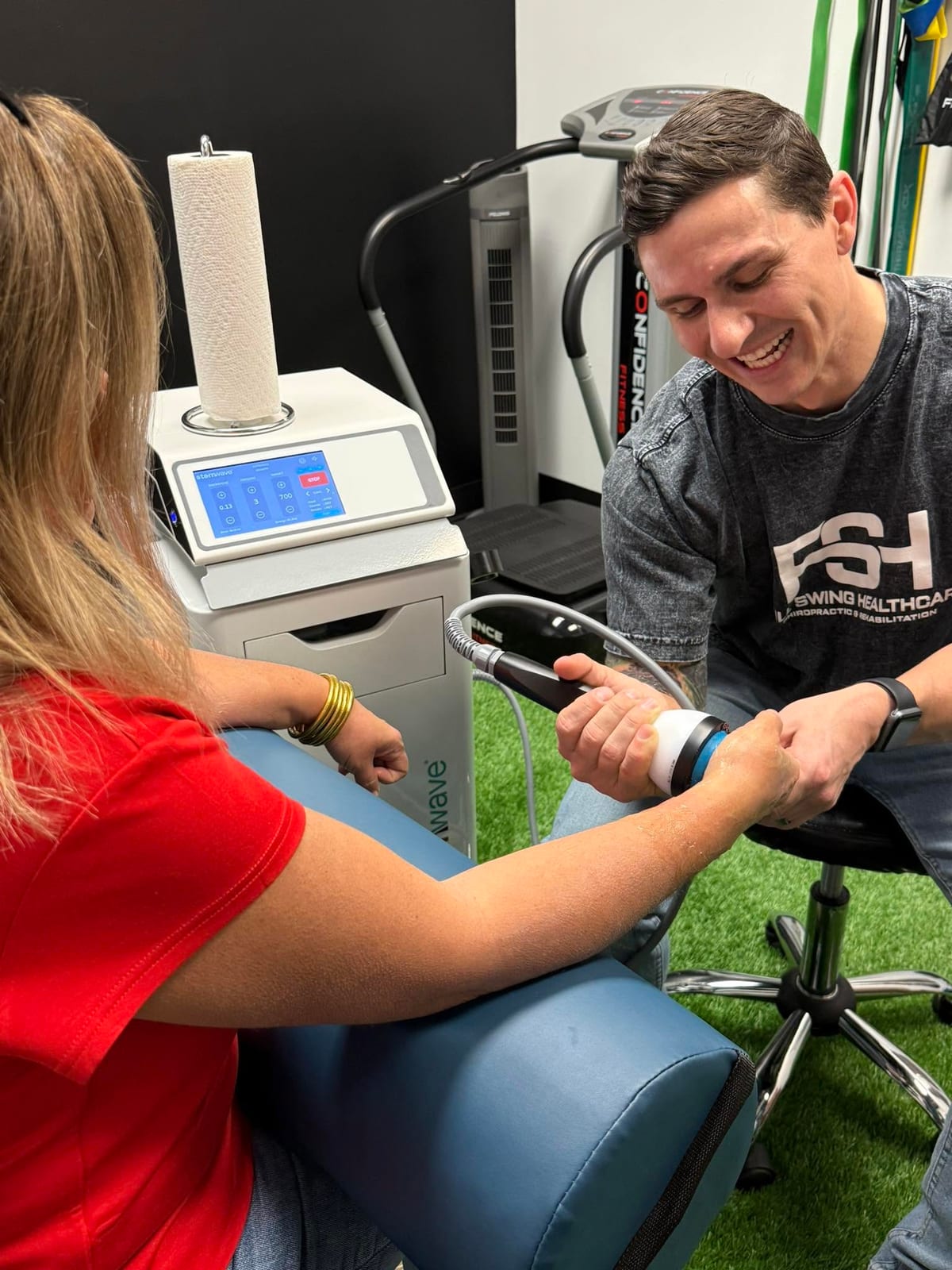 Shockwave therapy treatment at Full Swing Healthcare in Jacksonville, FL